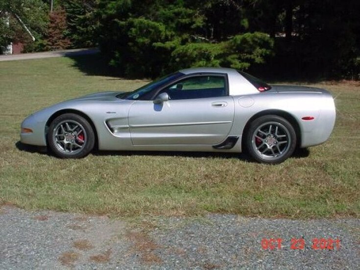 Thumbnail Photo undefined for 2001 Chevrolet Corvette